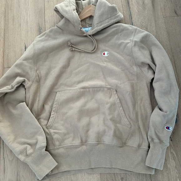 Champion Other - Super Comfy Unworn Champion Unisex Sweatshirt